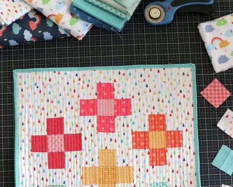 How to make a mini crib quilt