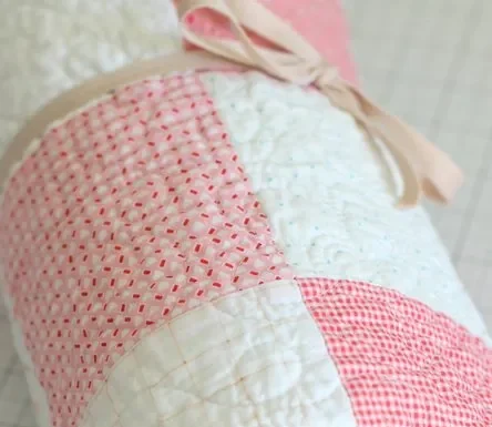 How to make a simple pink checkered quilt