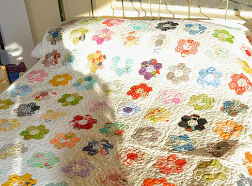 Hexagon Flower Quilt Adventures: A Path to Colorful Creations Hexagon Flower