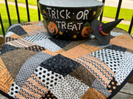 Embrace the Fall Spirit with the Pumpkin Patch Tabletopper